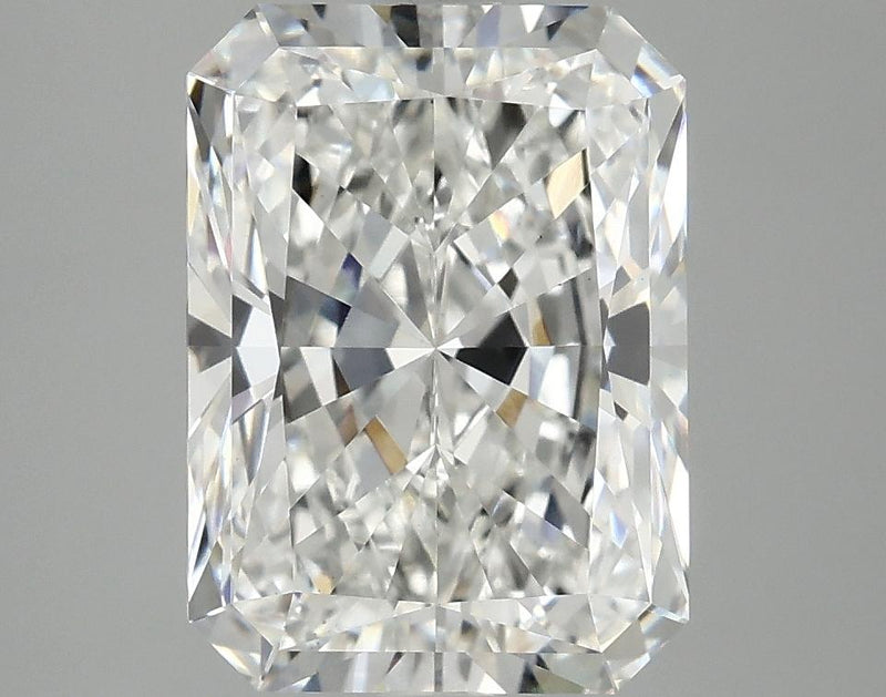 4.05 Carat Radiant Shaped Excellent Cut VS1 IGI Certified Lab Grown Diamond