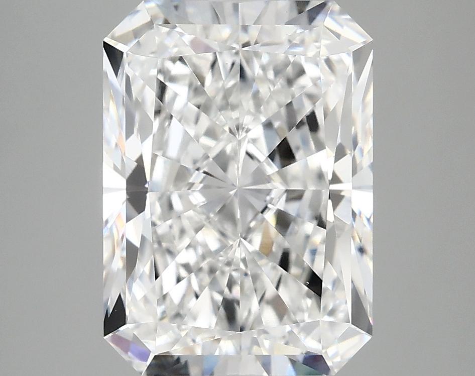 4.06 Carat Radiant Shaped Excellent Cut VS1 IGI Certified Lab Grown Diamond