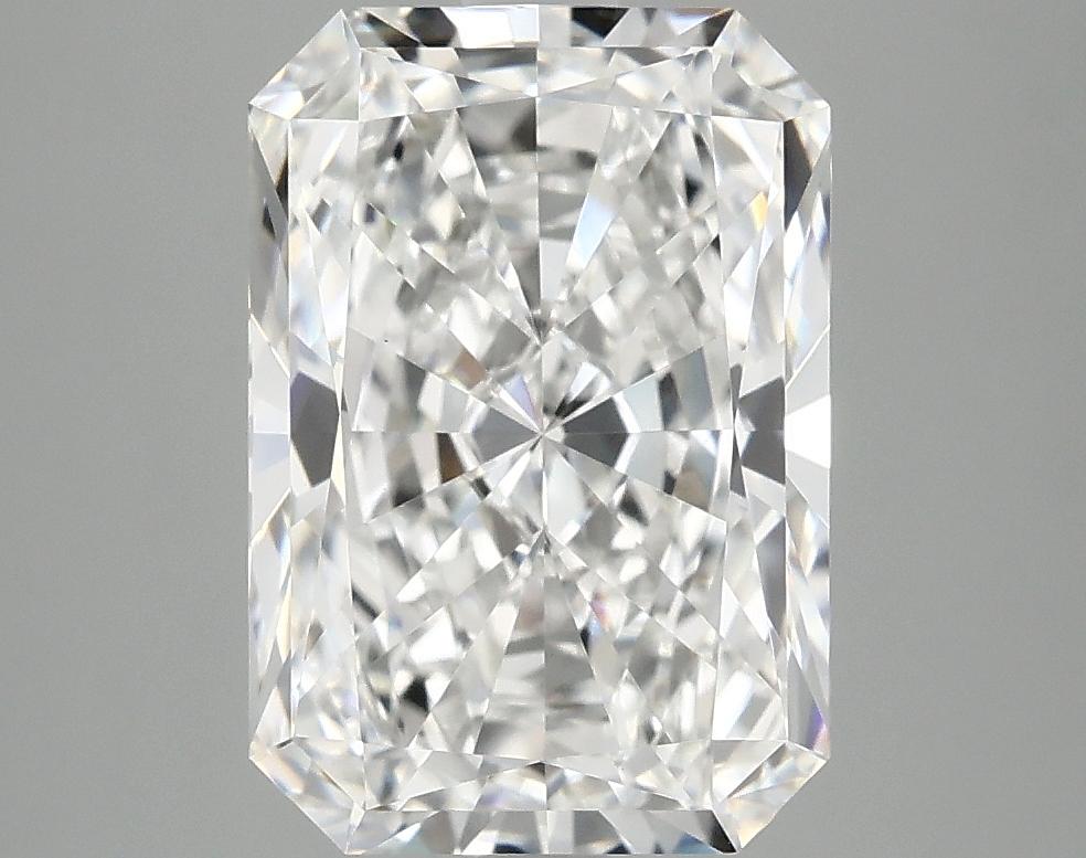3.91 Carat Radiant Shaped Ideal Cut VVS2 IGI Certified Lab Grown Diamond