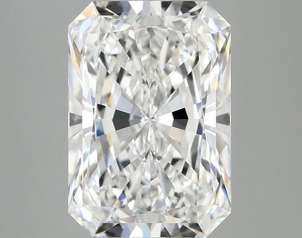 4.07 Carat Radiant Shaped Ideal Cut VVS2 IGI Certified Lab Grown Diamond