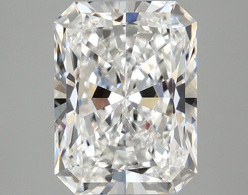 3.05 Carat Radiant Shaped Excellent Cut VVS2 IGI Certified Lab Grown Diamond