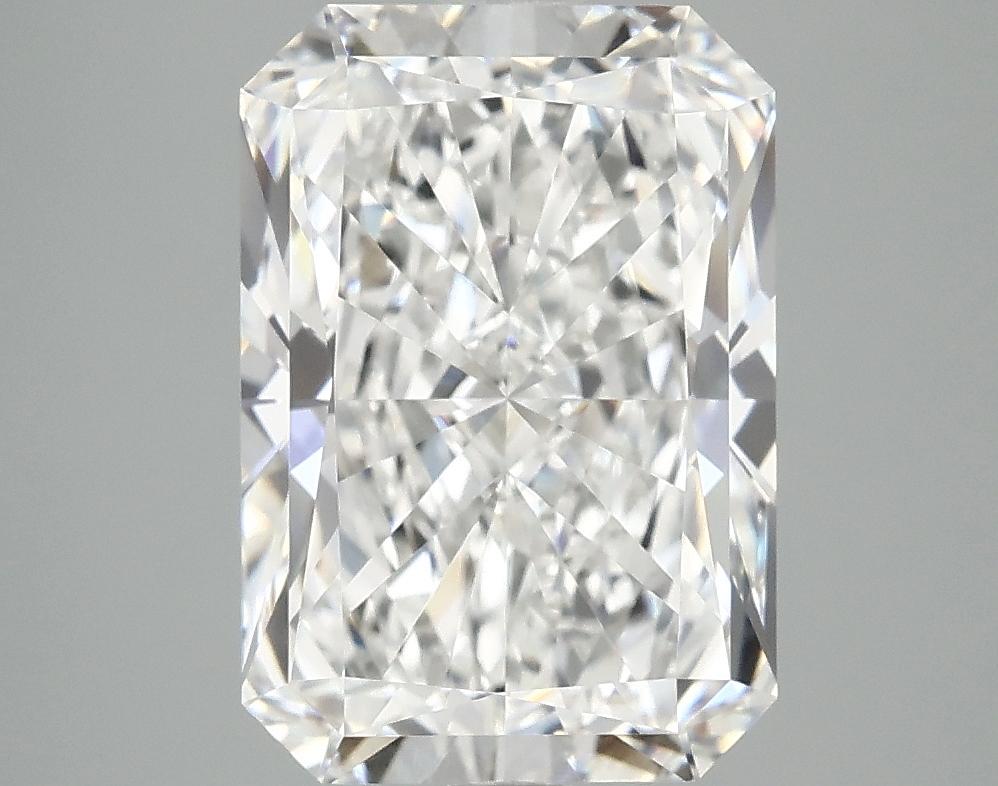 4.13 Carat Radiant Shaped Ideal Cut VVS2 IGI Certified Lab Grown Diamond