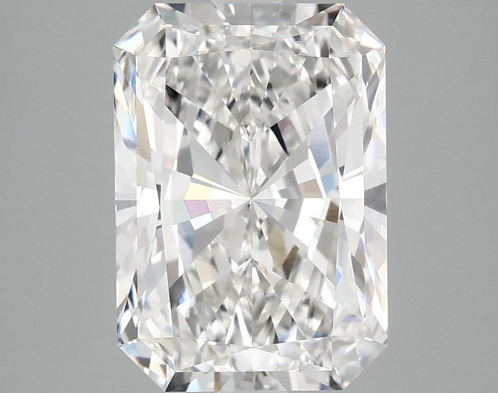 3.94 Carat Radiant Shaped Ideal Cut VVS2 IGI Certified Lab Grown Diamond