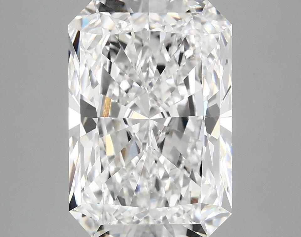 4.06 Carat Radiant Shaped Ideal Cut VVS2 IGI Certified Lab Grown Diamond