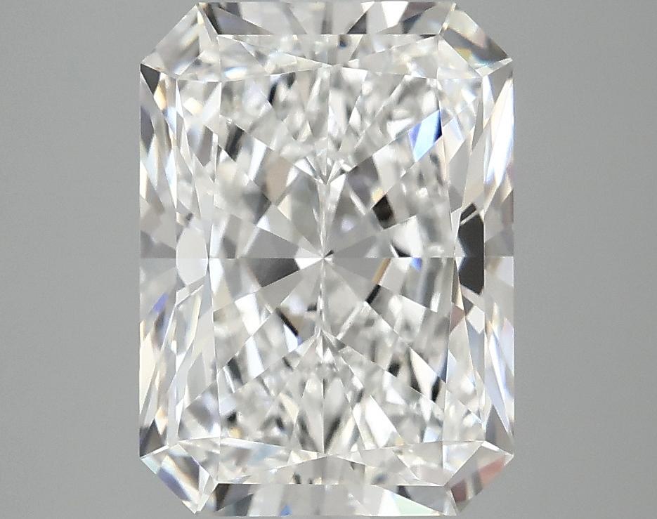 3.89 Carat Radiant Shaped Excellent Cut VVS2 IGI Certified Lab Grown Diamond