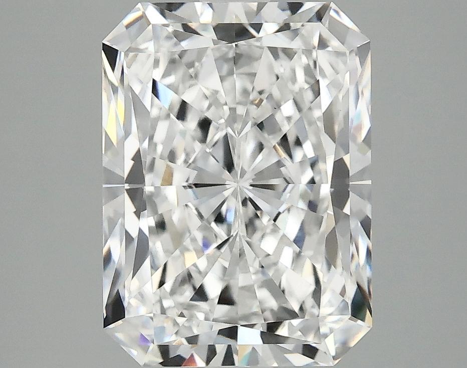 3.89 Carat Radiant Shaped Excellent Cut VS1 IGI Certified Lab Grown Diamond