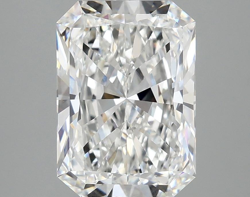 3.03 Carat Radiant Shaped Ideal Cut VVS2 IGI Certified Lab Grown Diamond