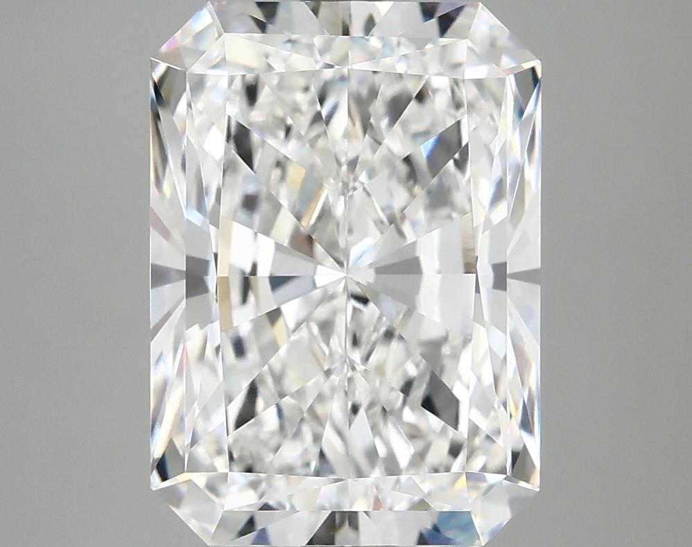 4.99 Carat Radiant Shaped Excellent Cut VVS2 IGI Certified Lab Grown Diamond