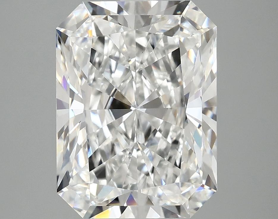4.03 Carat Radiant Shaped Excellent Cut VVS2 IGI Certified Lab Grown Diamond