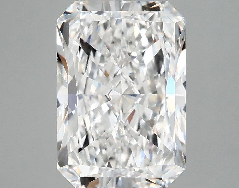 3.91 Carat Radiant Shaped Ideal Cut VS1 IGI Certified Lab Grown Diamond