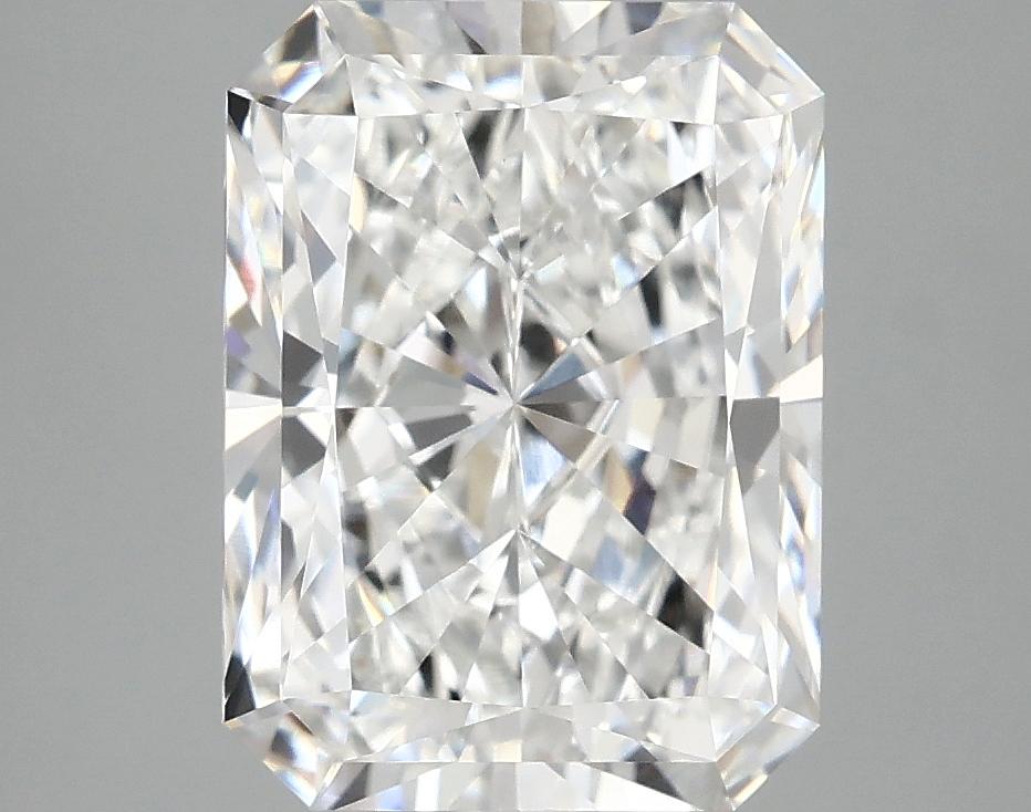 4.05 Carat Radiant Shaped Excellent Cut VVS2 IGI Certified Lab Grown Diamond