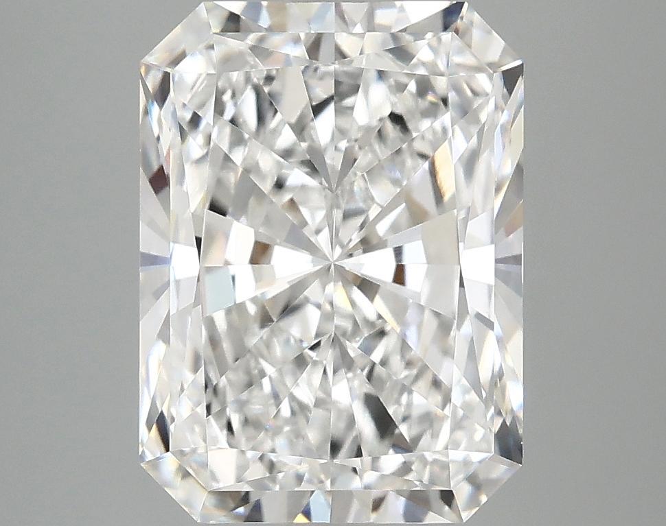 4.05 Carat Radiant Shaped Excellent Cut VVS2 IGI Certified Lab Grown Diamond