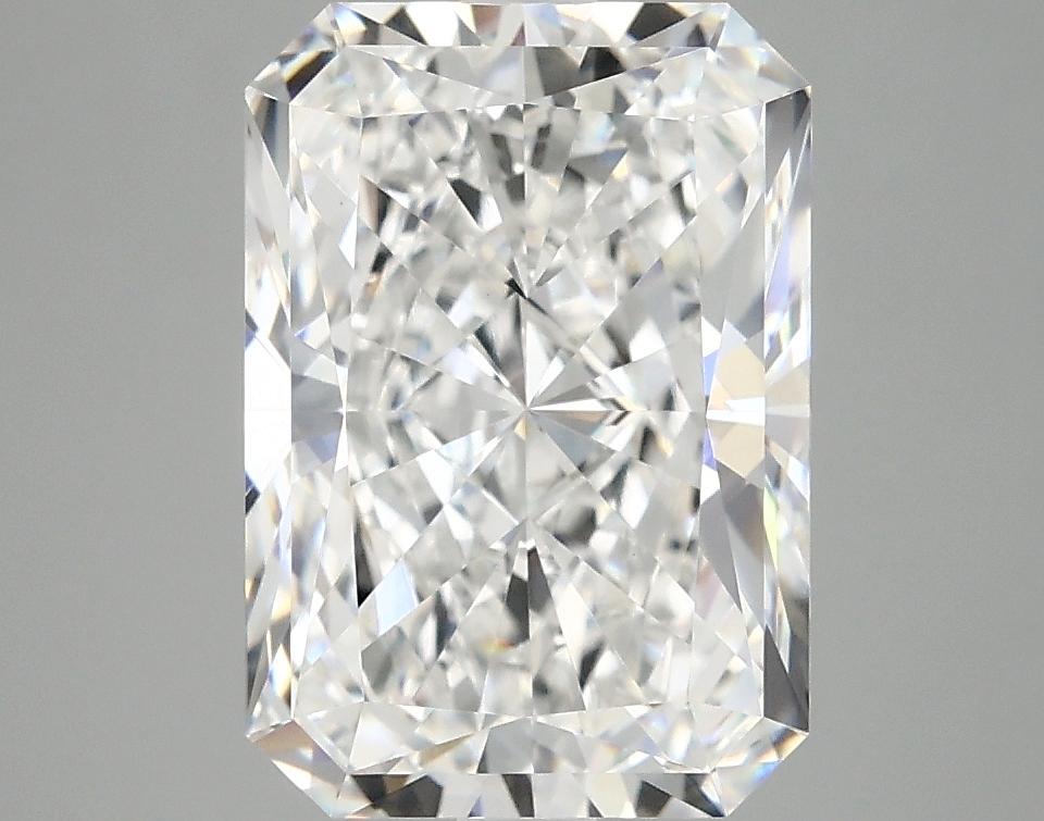 4.04 Carat Radiant Shaped Ideal Cut VVS2 IGI Certified Lab Grown Diamond