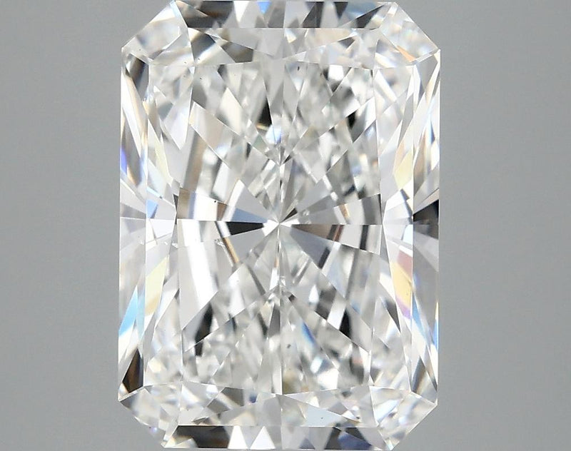 4.05 Carat Radiant Shaped Ideal Cut VS2 IGI Certified Lab Grown Diamond