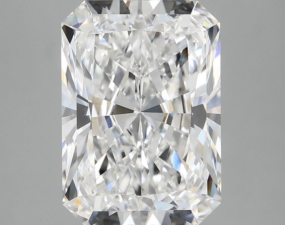 4.05 Carat Radiant Shaped Ideal Cut VVS2 IGI Certified Lab Grown Diamond