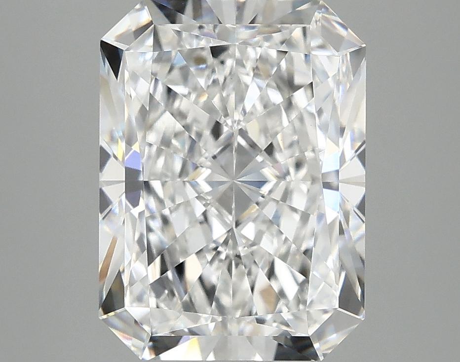 4.05 Carat Radiant Shaped Excellent Cut VVS2 IGI Certified Lab Grown Diamond