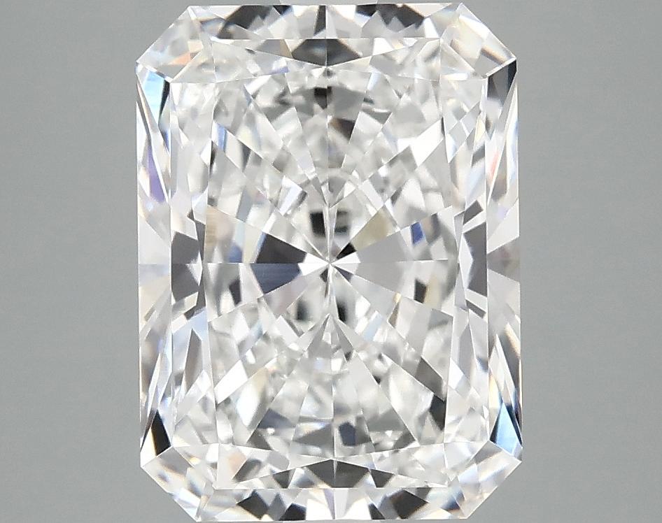 4.1 Carat Radiant Shaped Excellent Cut VVS2 IGI Certified Lab Grown Diamond