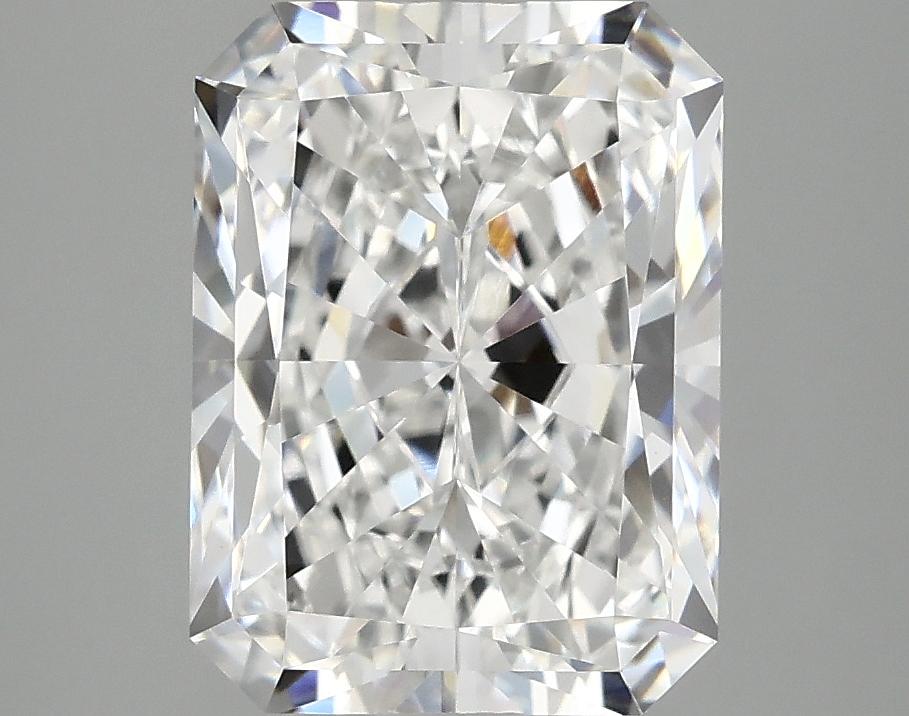 3.73 Carat Radiant Shaped Excellent Cut VVS2 IGI Certified Lab Grown Diamond
