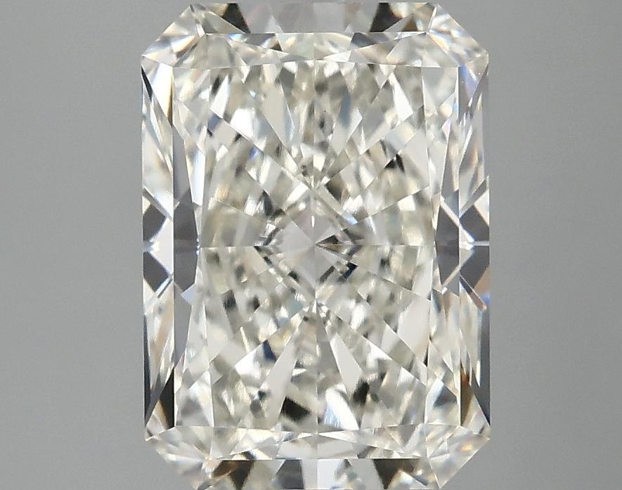 3.03 Carat Radiant Shaped Ideal Cut VVS2 IGI Certified Lab Grown Diamond