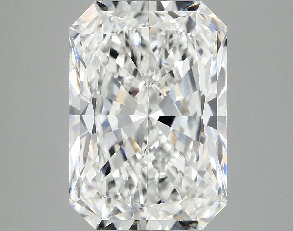 3.82 Carat Radiant Shaped Ideal Cut VVS2 IGI Certified Lab Grown Diamond