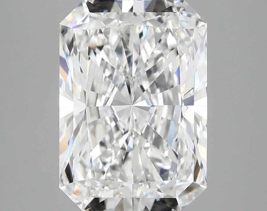 3.87 Carat Radiant Shaped Ideal Cut VVS2 IGI Certified Lab Grown Diamond