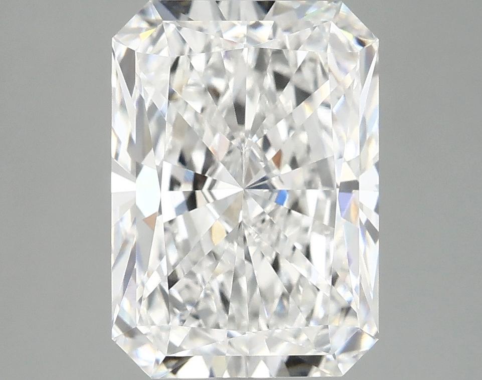 4.0 Carat Radiant Shaped Ideal Cut VVS2 IGI Certified Lab Grown Diamond