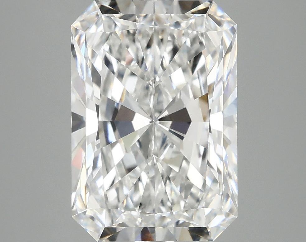 4.07 Carat Radiant Shaped Ideal Cut VVS2 IGI Certified Lab Grown Diamond