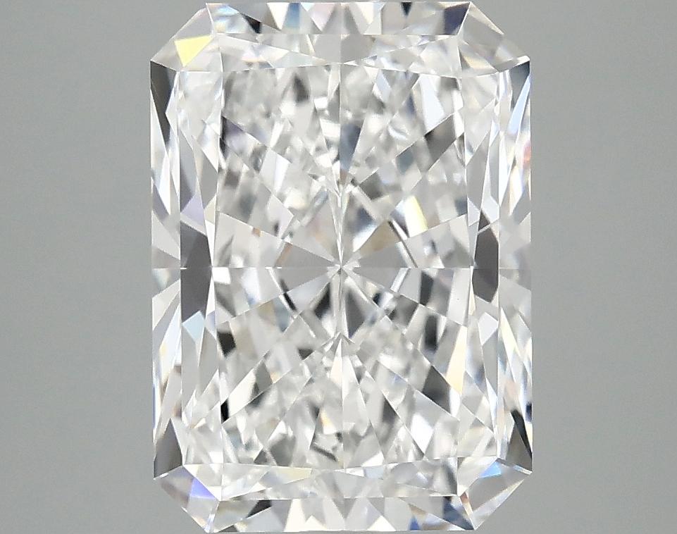 4.04 Carat Radiant Shaped Ideal Cut VVS2 IGI Certified Lab Grown Diamond