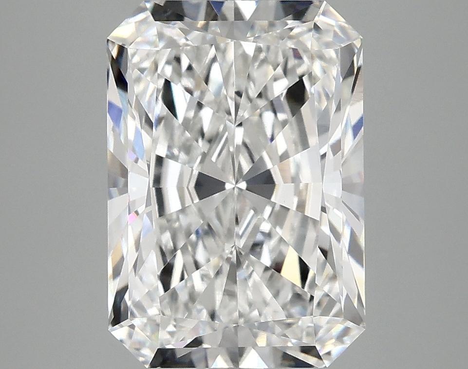 3.94 Carat Radiant Shaped Ideal Cut VVS2 IGI Certified Lab Grown Diamond