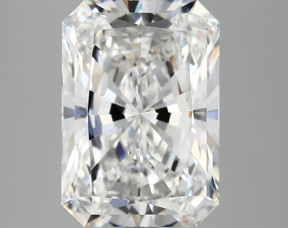4.09 Carat Radiant Shaped Ideal Cut VVS2 IGI Certified Lab Grown Diamond