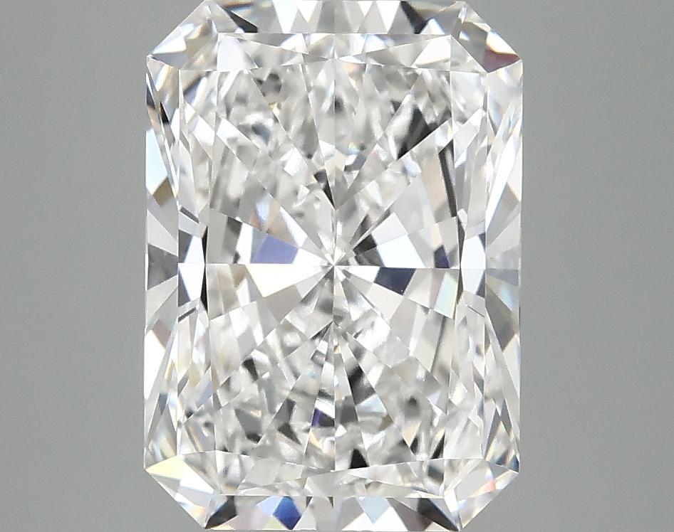 3.95 Carat Radiant Shaped Ideal Cut VVS2 IGI Certified Lab Grown Diamond