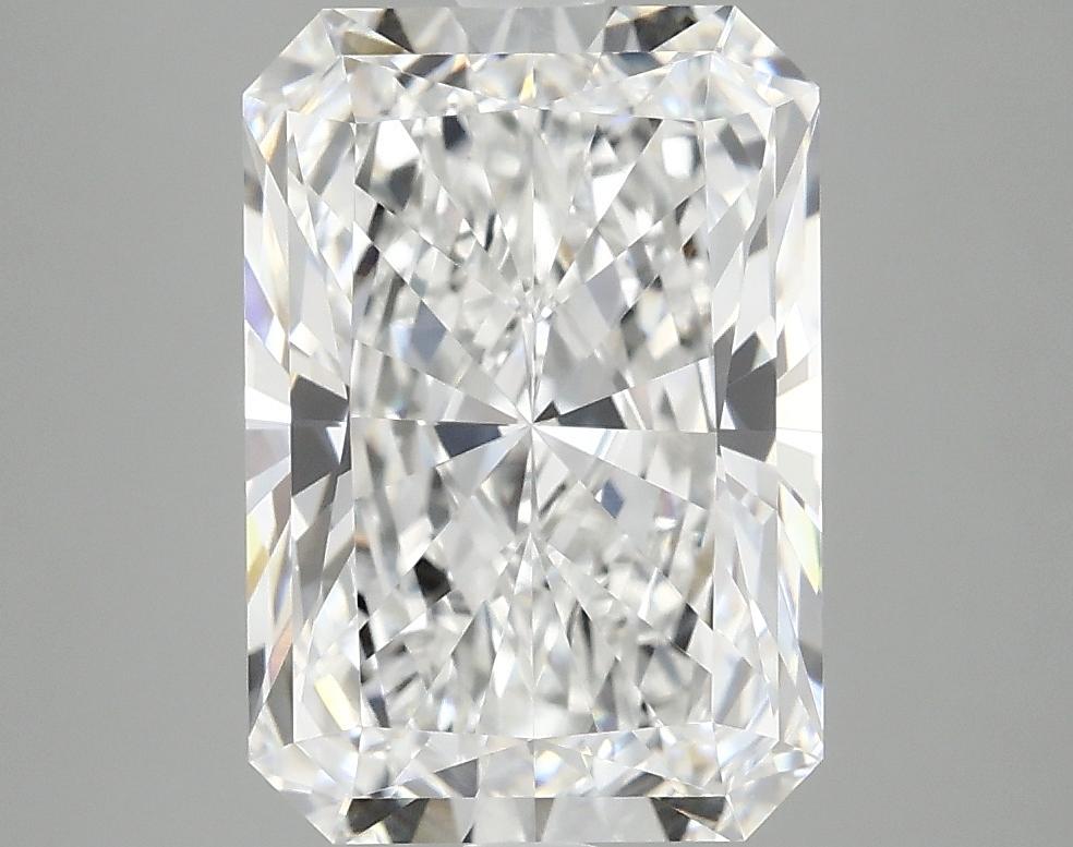 4.1 Carat Radiant Shaped Ideal Cut VVS2 IGI Certified Lab Grown Diamond
