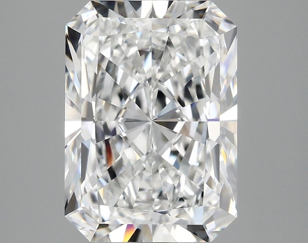 3.92 Carat Radiant Shaped Ideal Cut VVS2 IGI Certified Lab Grown Diamond