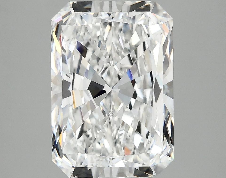 3.93 Carat Radiant Shaped Ideal Cut VS2 IGI Certified Lab Grown Diamond