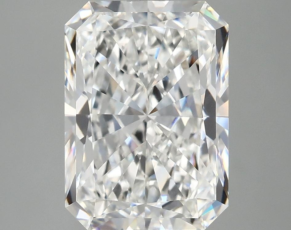 4.02 Carat Radiant Shaped Ideal Cut VVS2 IGI Certified Lab Grown Diamond