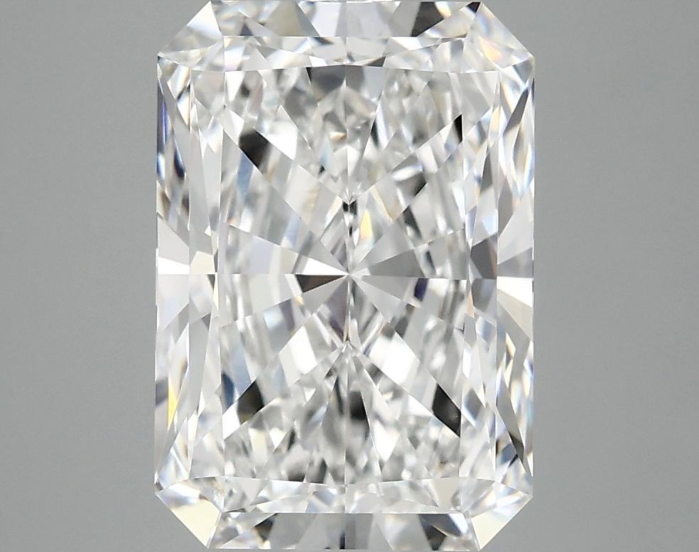 4.04 Carat Radiant Shaped Ideal Cut VVS2 IGI Certified Lab Grown Diamond