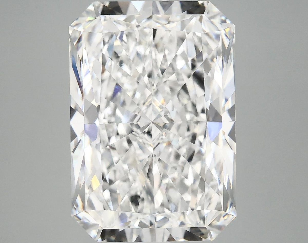 8.46 Carat Radiant Shaped Ideal Cut VVS2 IGI Certified Lab Grown Diamond