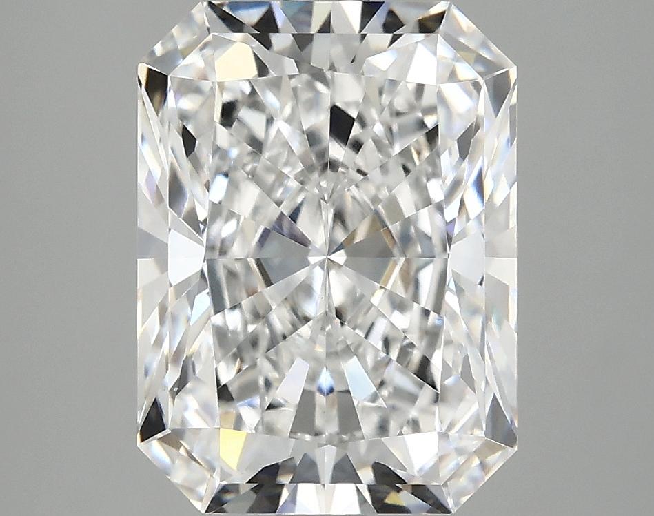 4.0 Carat Radiant Shaped Excellent Cut VVS2 IGI Certified Lab Grown Diamond