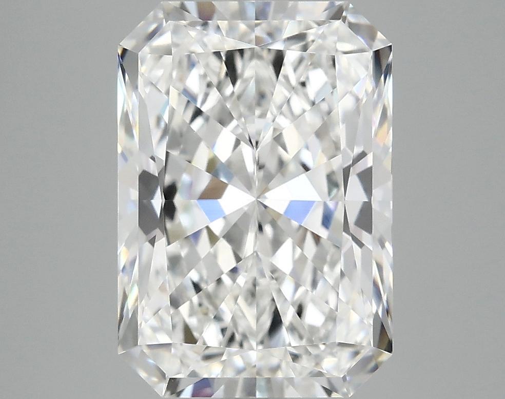 4.07 Carat Radiant Shaped Ideal Cut VVS2 IGI Certified Lab Grown Diamond