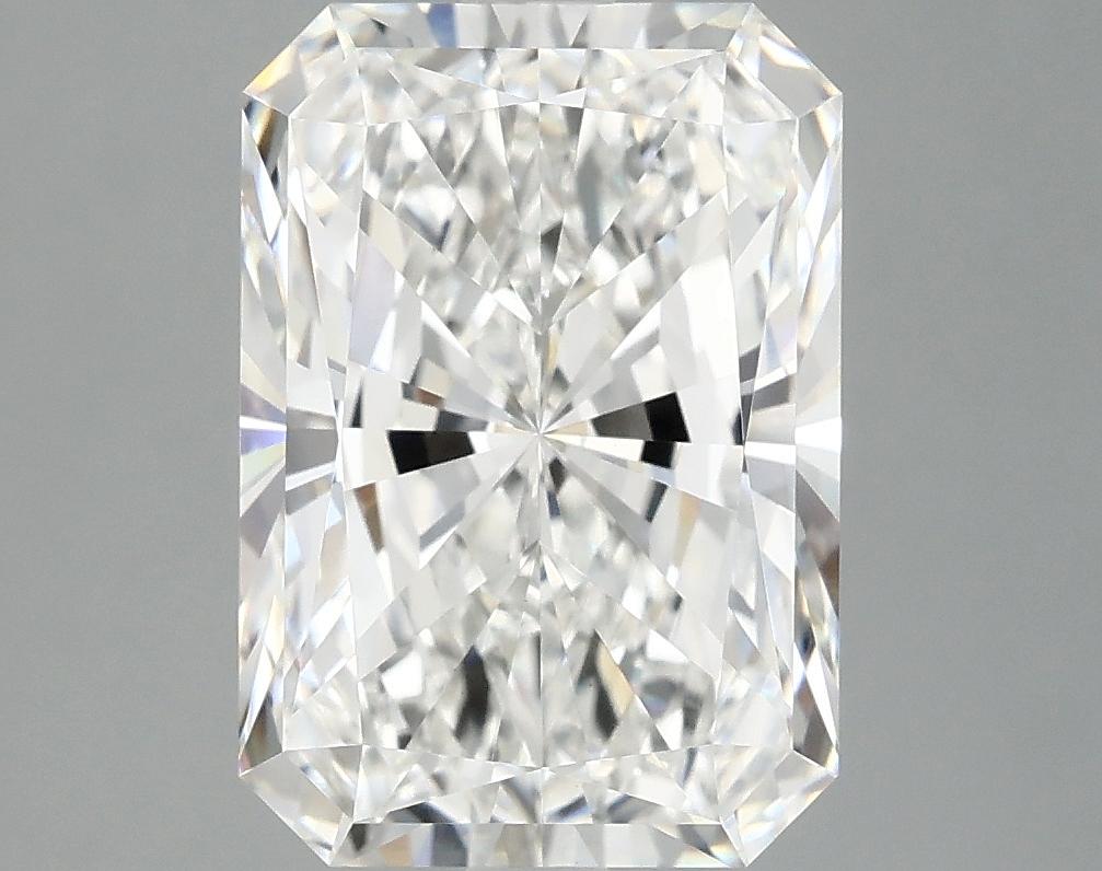 4.04 Carat Radiant Shaped Ideal Cut VVS2 IGI Certified Lab Grown Diamond