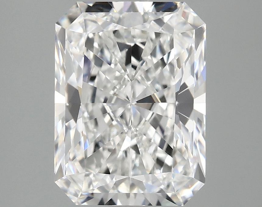 3.07 Carat Radiant Shaped Excellent Cut VVS2 IGI Certified Lab Grown Diamond