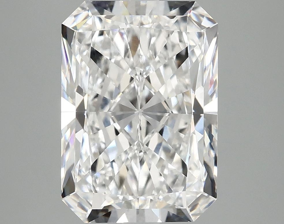4.07 Carat Radiant Shaped Ideal Cut VVS2 IGI Certified Lab Grown Diamond