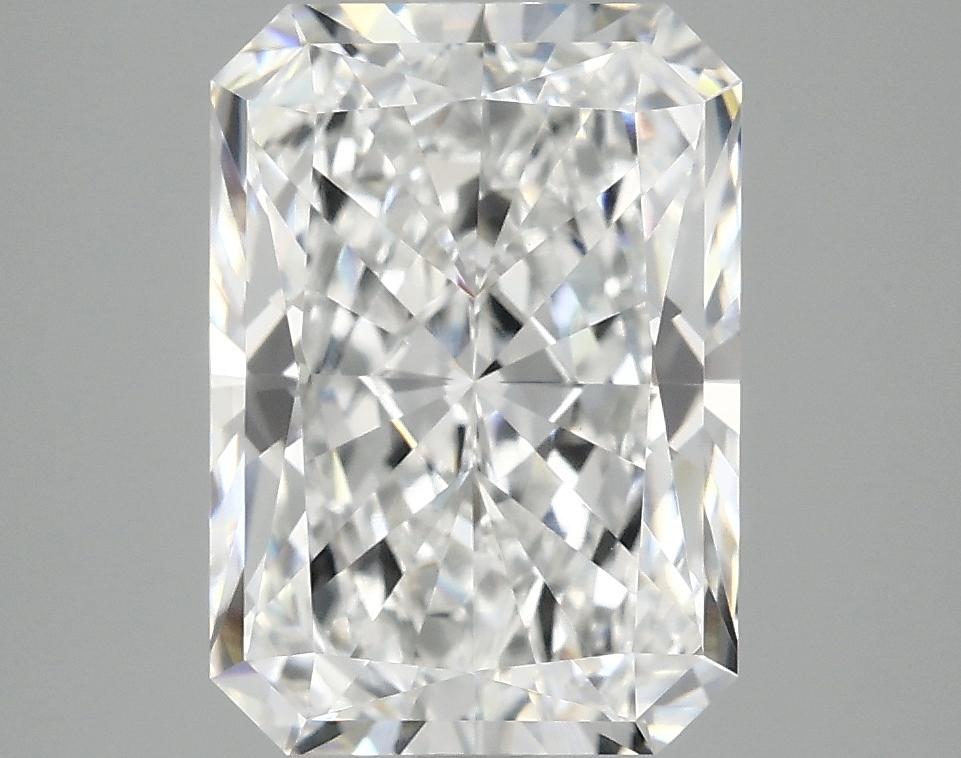 4.04 Carat Radiant Shaped Ideal Cut VVS2 IGI Certified Lab Grown Diamond
