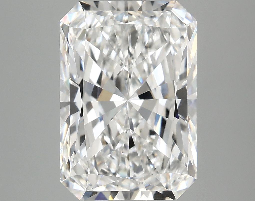 4.01 Carat Radiant Shaped Ideal Cut VVS2 IGI Certified Lab Grown Diamond