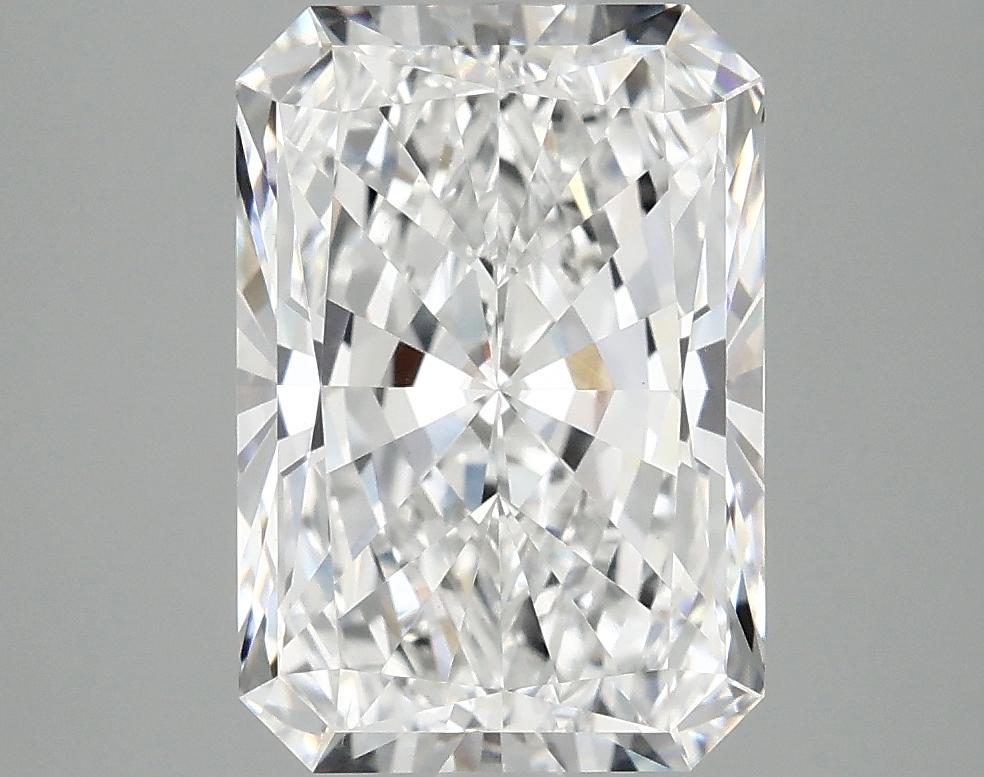 3.89 Carat Radiant Shaped Ideal Cut VS2 IGI Certified Lab Grown Diamond