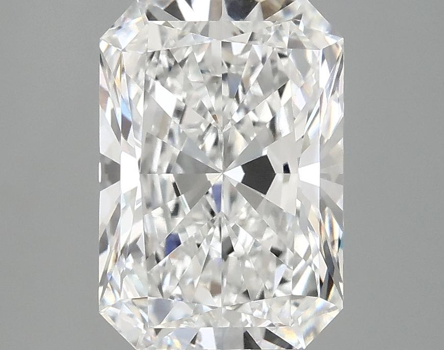 3.09 Carat Radiant Shaped Ideal Cut VVS2 IGI Certified Lab Grown Diamond