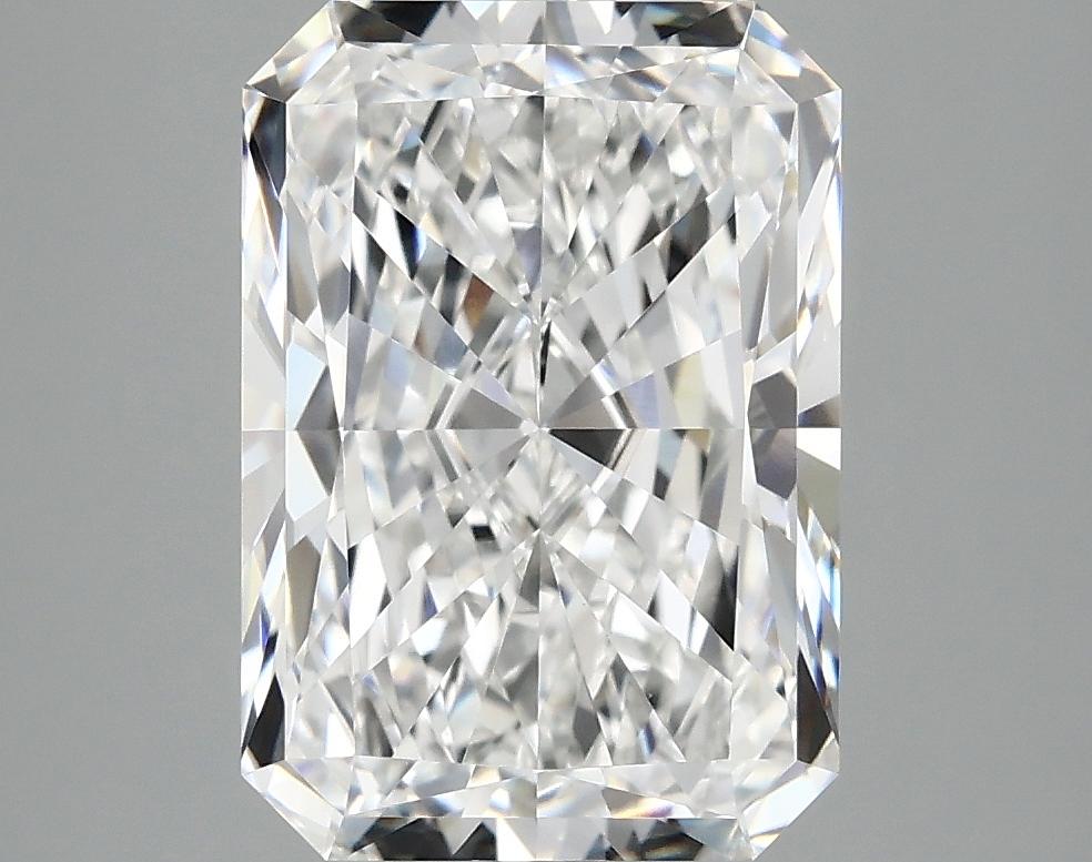 4.04 Carat Radiant Shaped Ideal Cut VVS2 IGI Certified Lab Grown Diamond