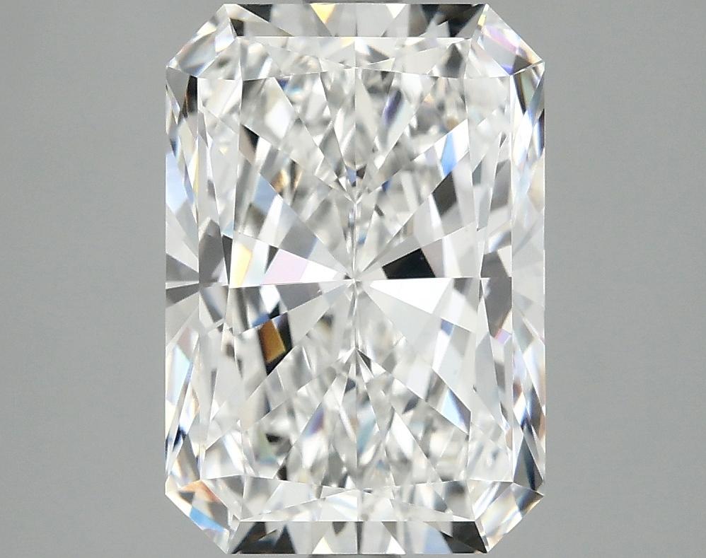 3.87 Carat Radiant Shaped Ideal Cut VS1 IGI Certified Lab Grown Diamond