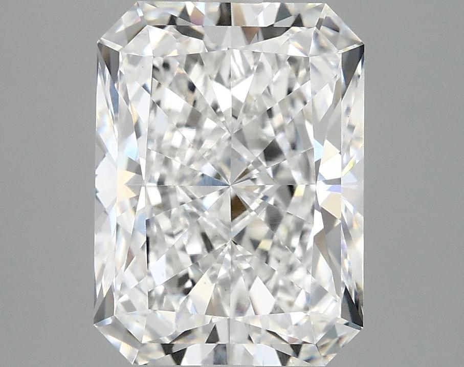 3.94 Carat Radiant Shaped Excellent Cut VS1 IGI Certified Lab Grown Diamond