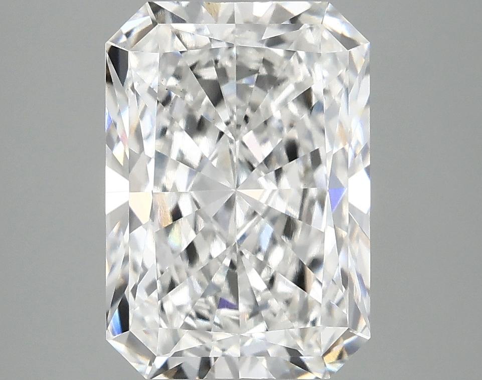 3.91 Carat Radiant Shaped Ideal Cut VS2 IGI Certified Lab Grown Diamond